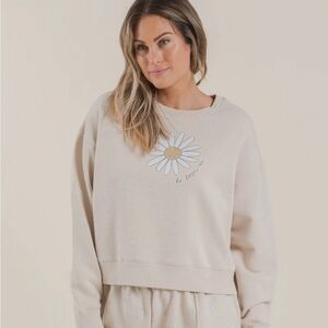 Cream Daisy Graphic Sweatshirt
